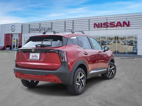 New 2026 Nissan Kicks SV w/ Cold Weather Package FWD image 5