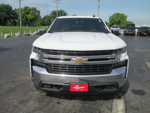 Used 2021 Chevrolet Silverado 1500 LT AWD/4WD image 14