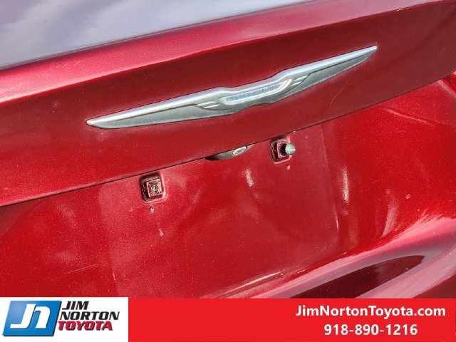 Used 2015 Chrysler 200 Limited w/ Convenience Group FWD image 12