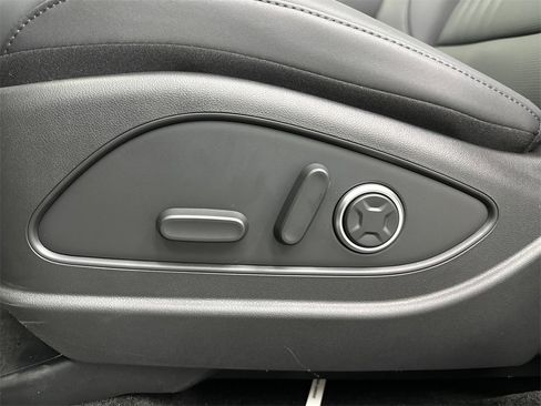 Used 2026 Hyundai Palisade SEL image 10