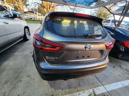 Used 2021 Nissan Rogue Sport S image 5