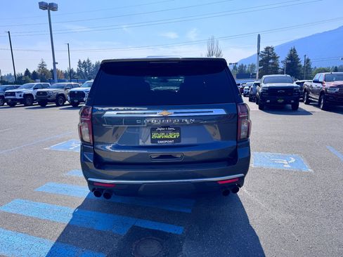 Used 2021 Chevrolet Suburban High Country AWD/4WD image 6