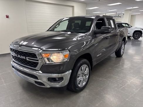Used 2023 RAM 1500 Big Horn AWD/4WD image 3