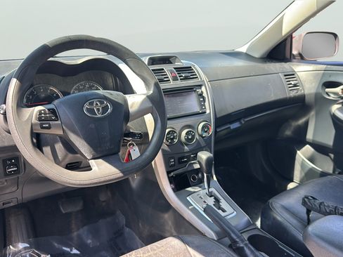 Used 2013 Toyota Corolla S FWD image 14