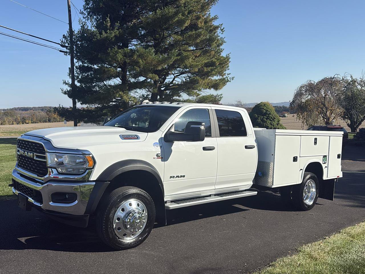 Used 2024 RAM 4500 SLT w/ Quick Order Package 2YG SLT AWD/4WD image 1