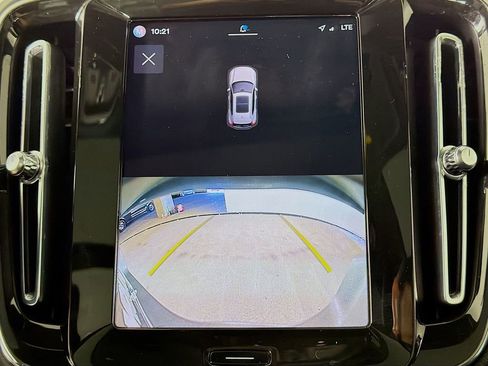 Certified 2023 Volvo XC40 Recharge Ultimate w/ Protection Package Premier AWD/4WD image 14