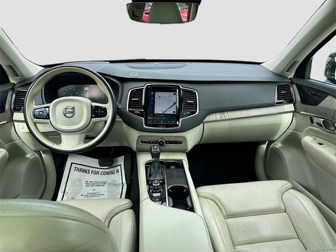 Used 2021 Volvo XC90 T6 Inscription w/ Protection Package Premier image 25