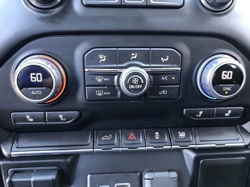 Used 2021 Chevrolet Silverado 1500 RST w/ Bed Protection Package AWD/4WD image 29