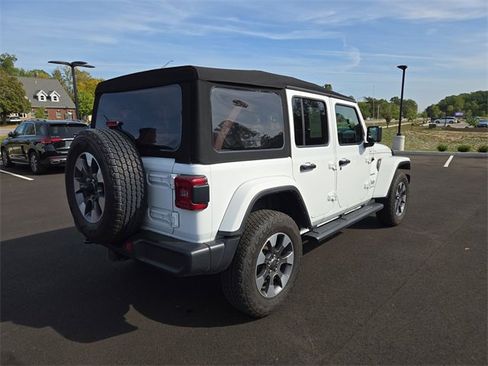 Used 2021 Jeep Wrangler Unlimited Sahara w/ Dual Top Group image 3