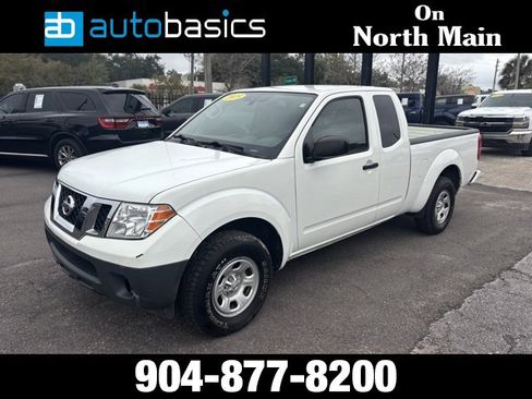 Used 2019 Nissan Frontier S image 1