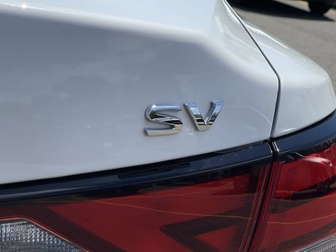 Used 2022 Nissan Sentra SV FWD image 8