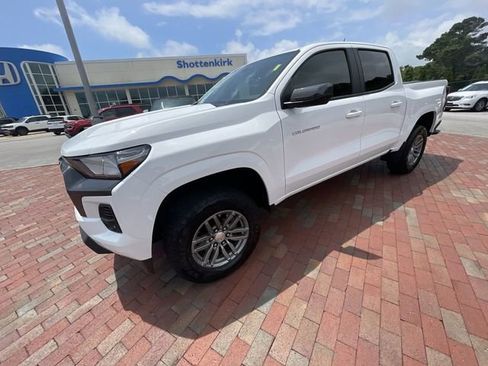 Used 2024 Chevrolet Colorado LT w/ LT Convenience Package RWD image 28