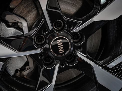 New 2026 MINI Cooper S image 8