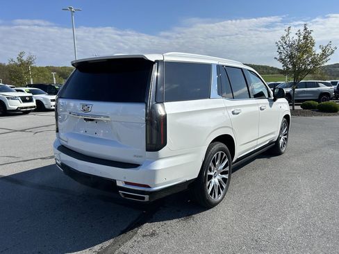 Used 2025 Cadillac Escalade Premium Luxury w/ Touring Package AWD/4WD image 7