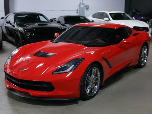Used 2015 Chevrolet Corvette Stingray Coupe w/ 3LT Preferred Equipment Group image 7