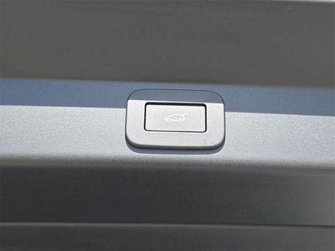 Certified 2025 Land Rover Range Rover Sport Dynamic SE image 13