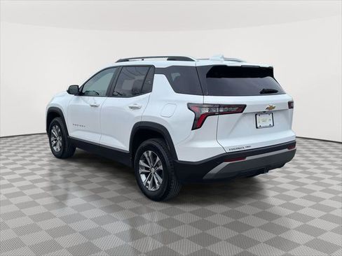 Used 2025 Chevrolet Equinox LT w/ Convenience Package II image 7