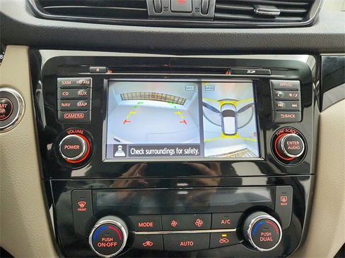 Used 2018 Nissan Rogue Sport SL image 27