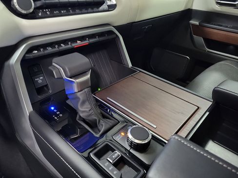 Certified 2025 Toyota Sequoia Capstone image 18