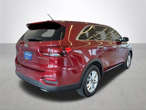 Used 2019 Kia Sorento AWD V6 image 7