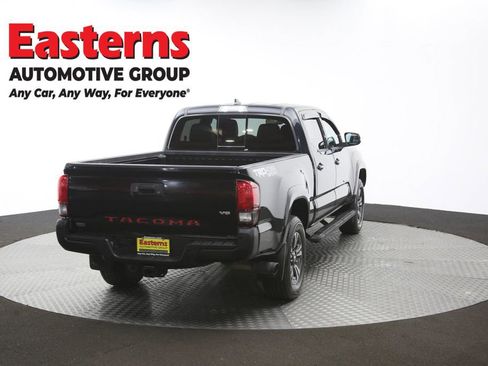 Used 2019 Toyota Tacoma TRD Sport w/ TRD Premium Sport Package image 40
