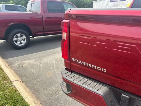 Used 2024 Chevrolet Silverado 3500 High Country w/ High Country Premium Package AWD/4WD image 14