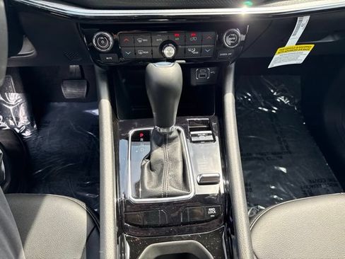 New 2026 Jeep Compass Latitude AWD/4WD image 13