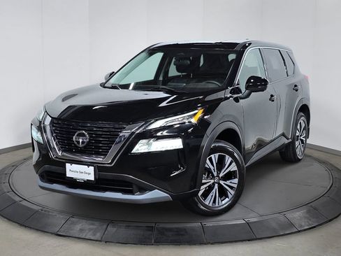 Used 2021 Nissan Rogue SV FWD image 1