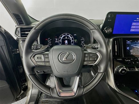 Used 2024 Lexus LX 600 4WD w/ Appearance Package image 13