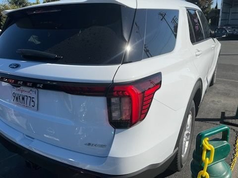 Used 2026 Ford Explorer Active AWD/4WD image 7