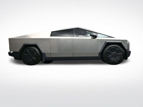 Used 2024 Tesla Cybertruck AWD Crew Cab image 26