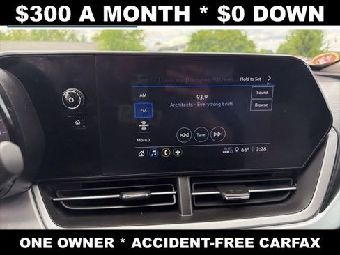 Used 2024 Chevrolet Trax LS FWD image 17