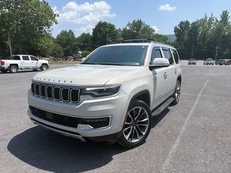 Used 2022 Jeep Wagoneer Series II w/ Premium Group I AWD/4WD 360° Tour