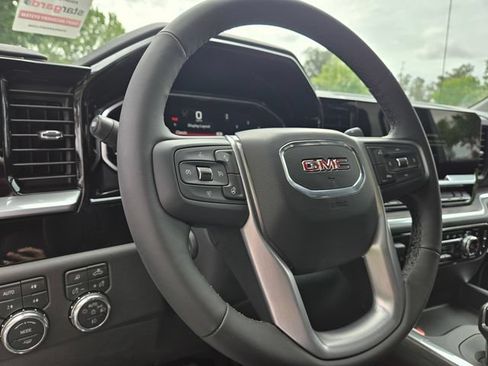 New 2026 GMC Sierra 1500 SLT w/ SLT Premium Package AWD/4WD image 11