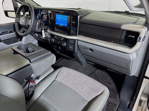 Used 2025 Ford F350 XLT AWD/4WD image 25