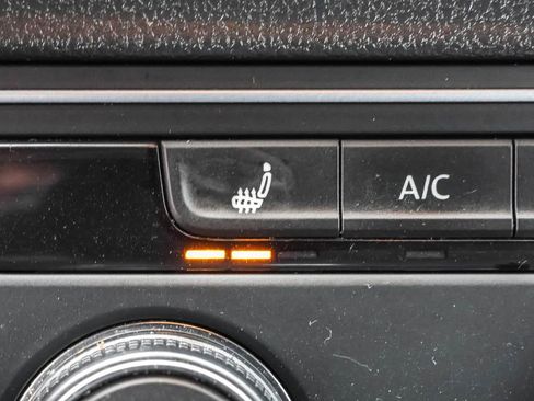 Used 2018 Volkswagen Atlas SE image 22