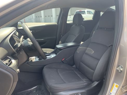 Used 2023 Chevrolet Malibu LT FWD image 16