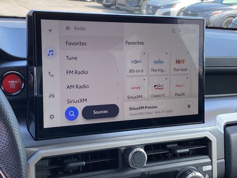 Used 2025 Toyota Tacoma TRD Off-Road image 15