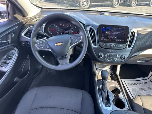 Used 2024 Chevrolet Malibu LT image 8