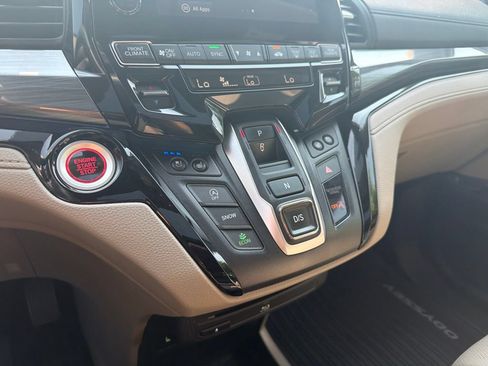 Certified 2023 Honda Odyssey Elite image 36