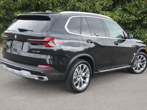 Used 2026 BMW X5 xDrive40i image 3