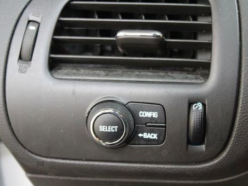 Used 2015 Chevrolet Volt FWD image 15