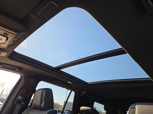 New 2026 Cadillac Escalade Luxury w/ Touring Package image 32