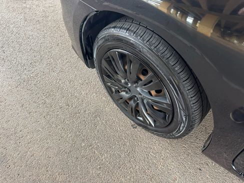 Used 2017 Nissan Sentra S image 28