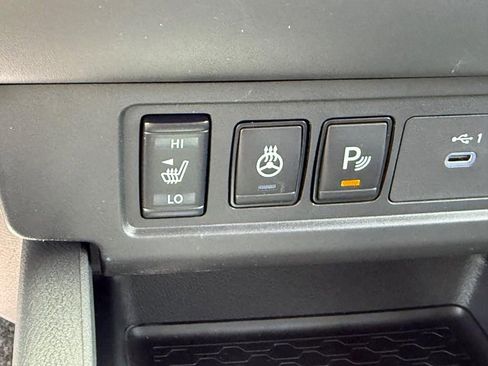 New 2026 Nissan Frontier SV RWD image 16