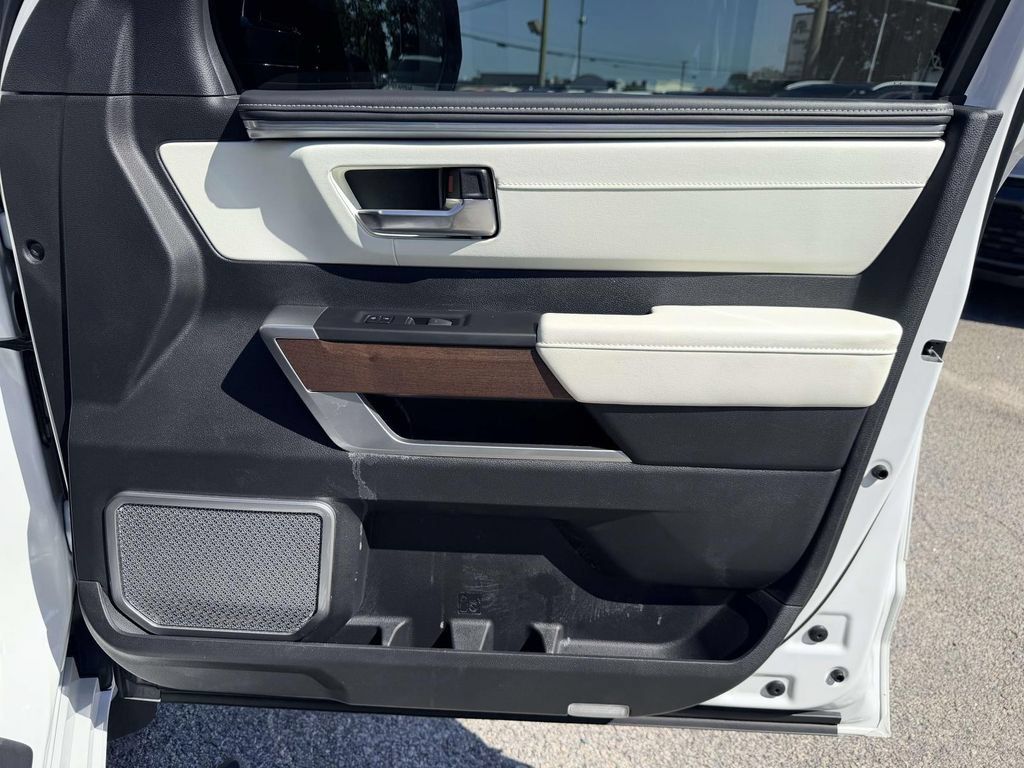 Used 2023 Toyota Tundra Capstone AWD/4WD image 11
