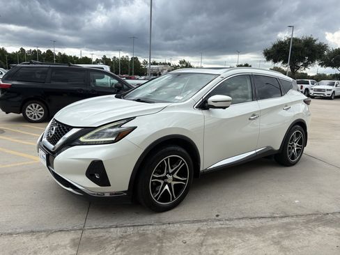 Used 2019 Nissan Murano Platinum w/ Cargo Package FWD image 4