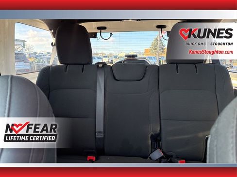 Used 2021 Jeep Wrangler Unlimited Sahara w/ Uconnect 4C Nav & Sound Group AWD/4WD image 36