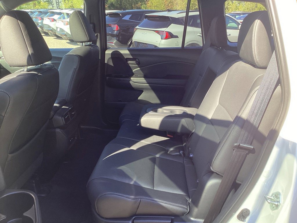 Used 2024 Honda Passport EX-L image 14