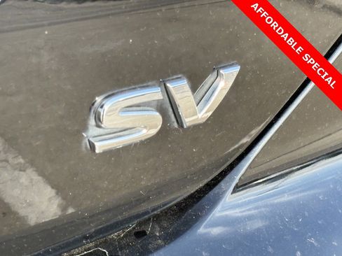 Used 2021 Nissan Kicks SV image 9